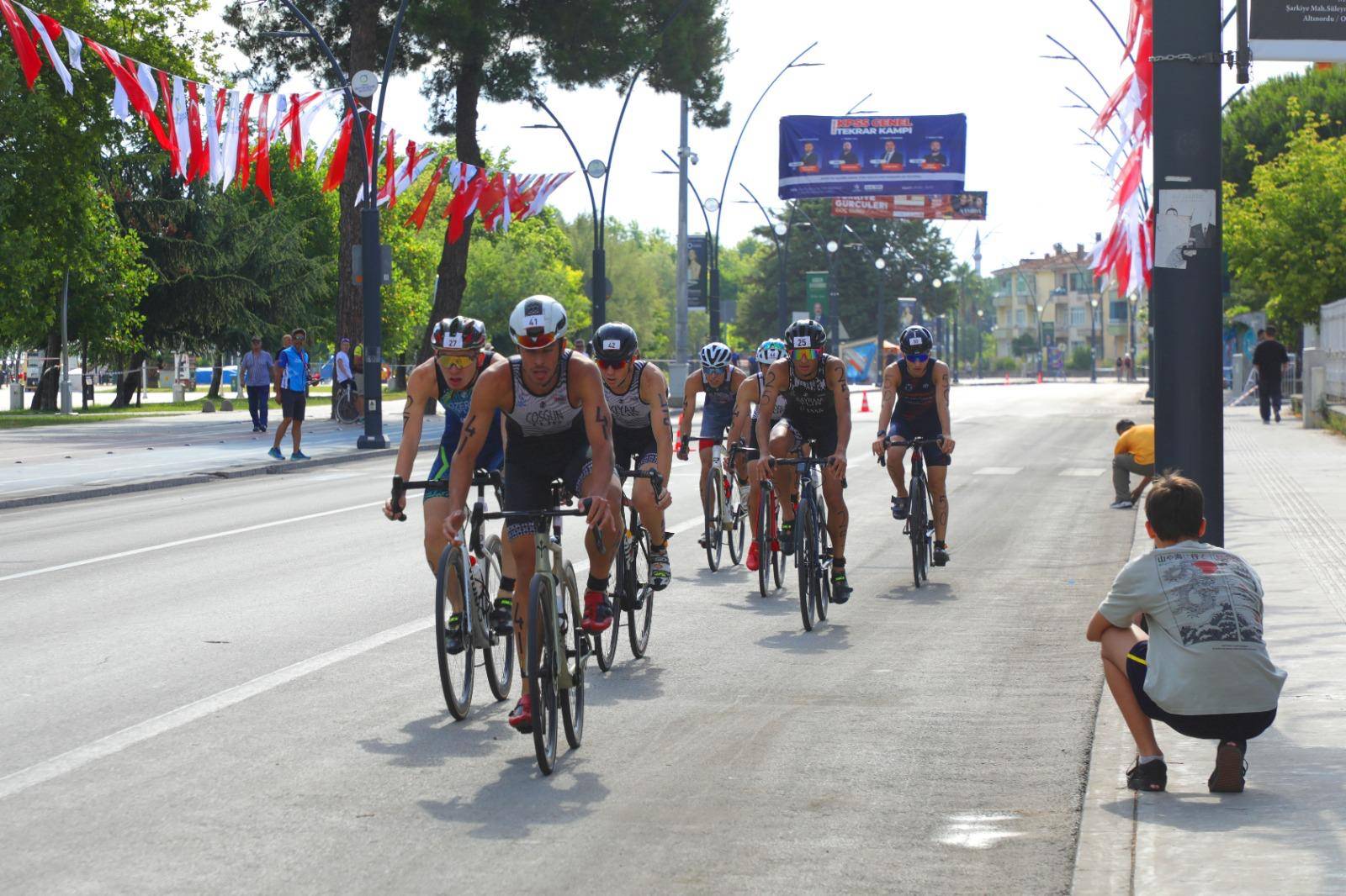 TRİATLON HEYECANI BAŞLADI